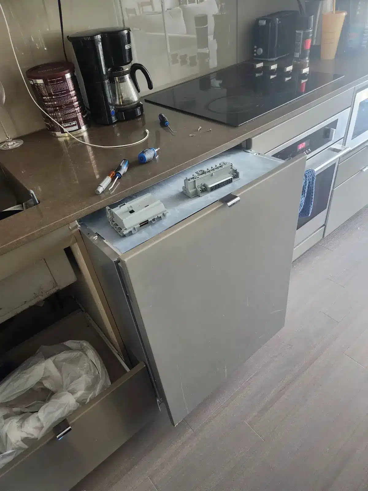 Bloomberg dishwasher repair Toronto